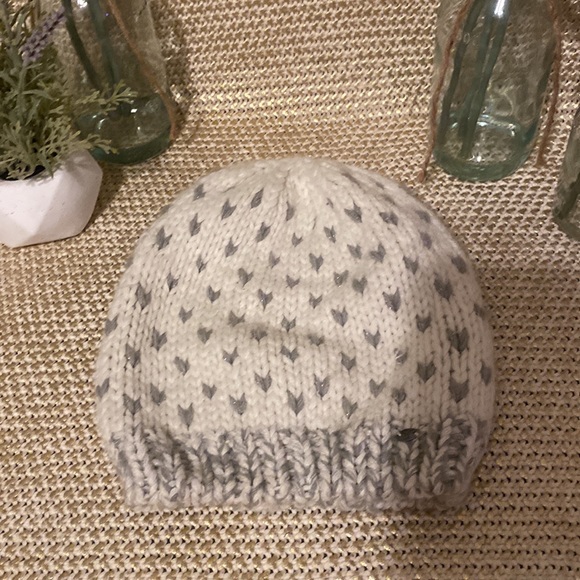 American Eagle beanie ππ - Picture 3 of 7